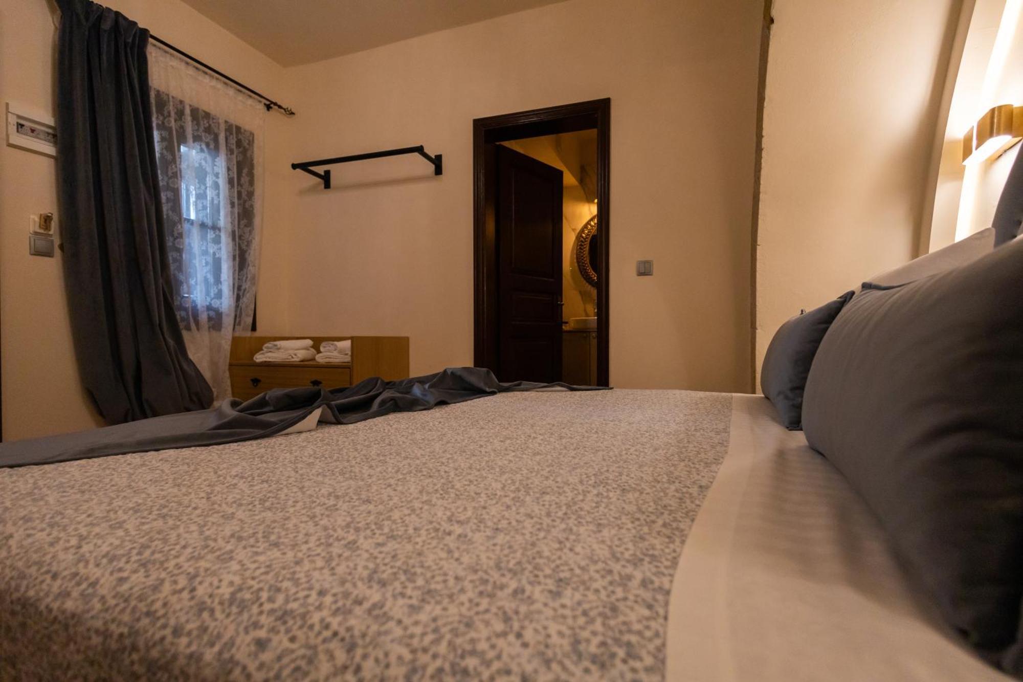 April Luxury Suites (Adults Only) Rhodes City ห้อง รูปภาพ